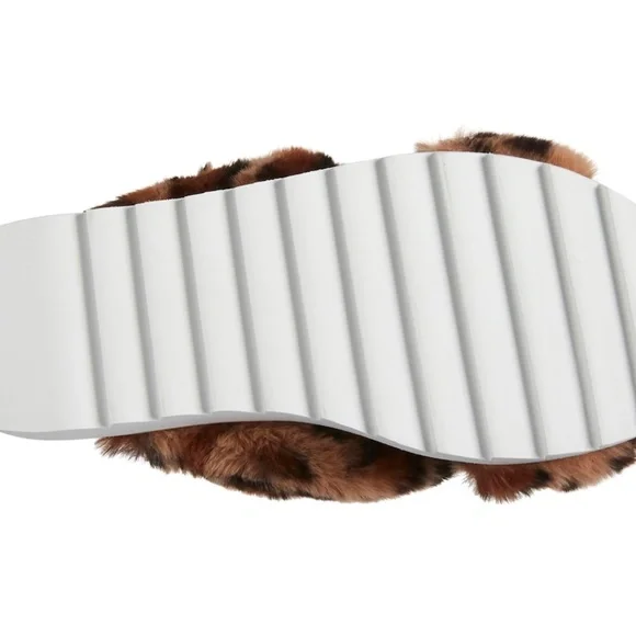 NEW Steven NEW YORK BY STEVE MADDEN leopard print sandals SLIP ON CADO SIZE 7.5 - Picture 3 of 9